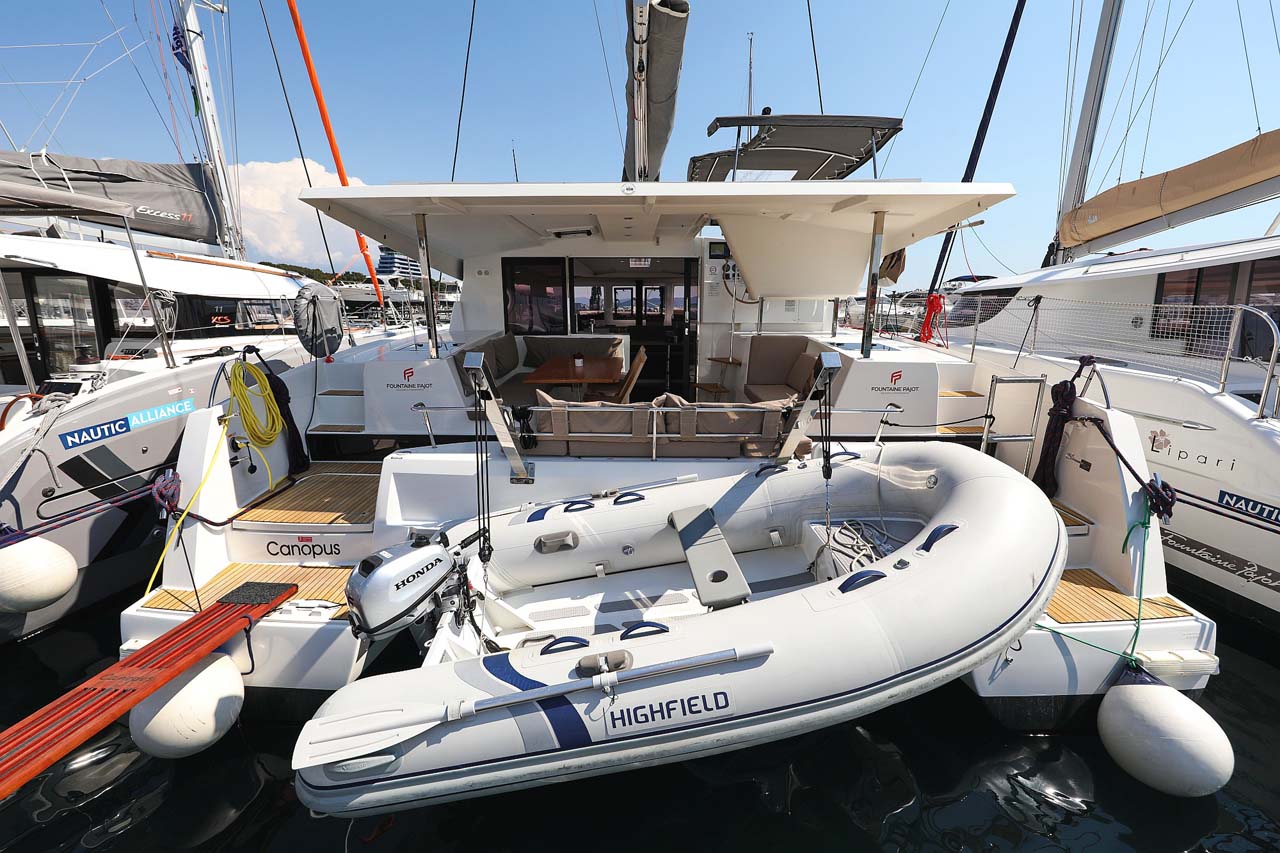 Lucia 40 (4+2 Cab) „Canopus“ als Charteryacht