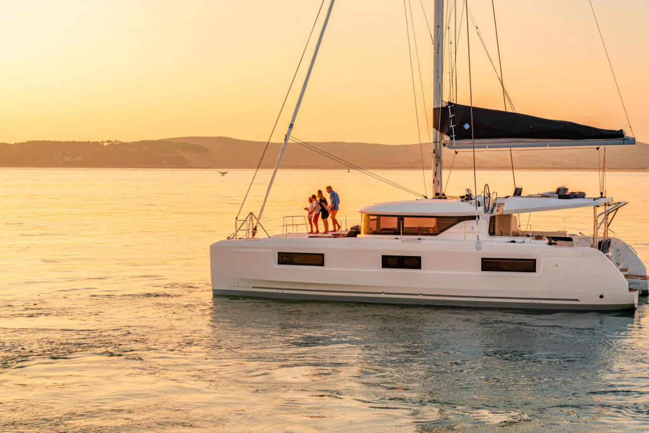 Lagoon 46 (4+2cab) „Bula“ als Charteryacht