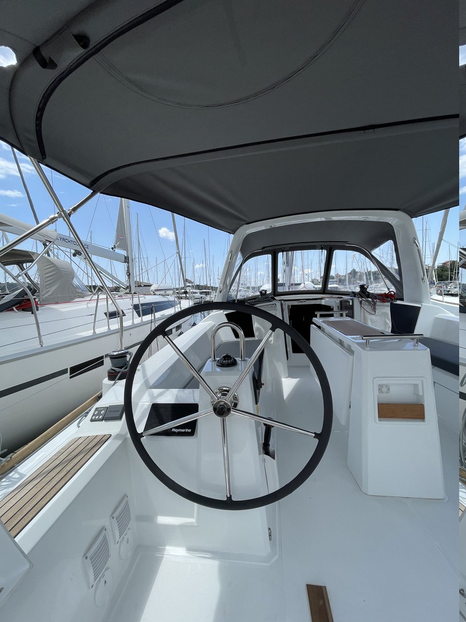 Oceanis 38.1 Cocco, Foto 4