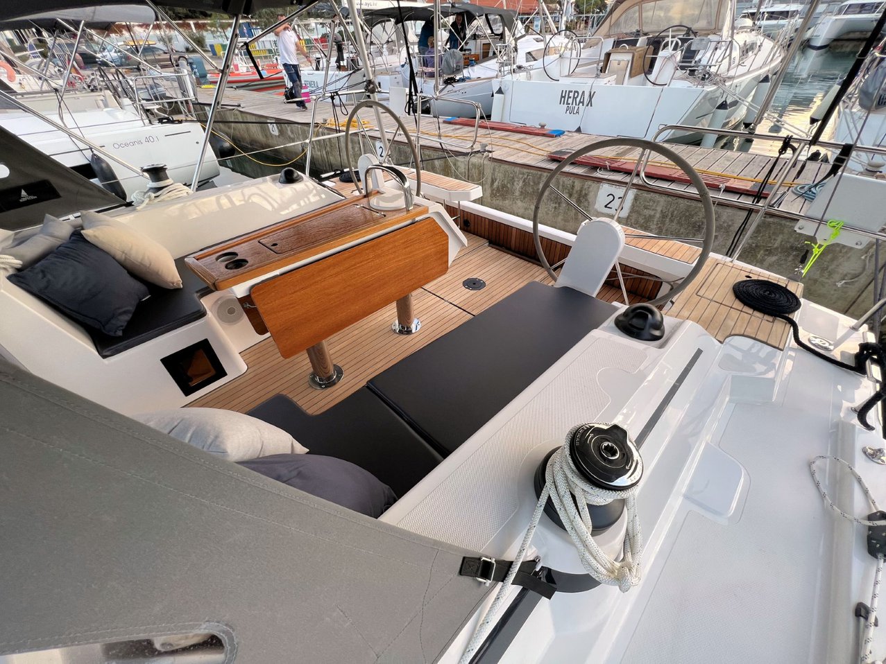 Bavaria C38 Mala Hana, Foto 4