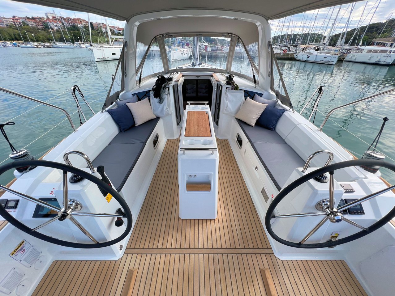 Oceanis 38.1 Jana, Foto 3