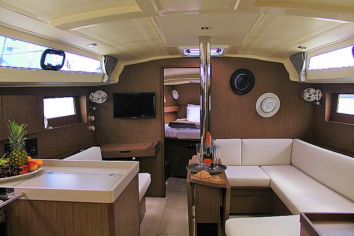 Oceanis 41.1 Diamanti II, Foto 4