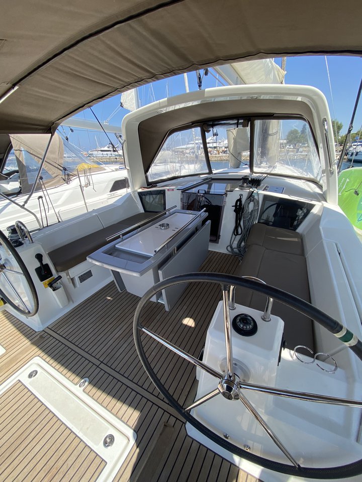 Oceanis 41.1 Iris, Foto 3