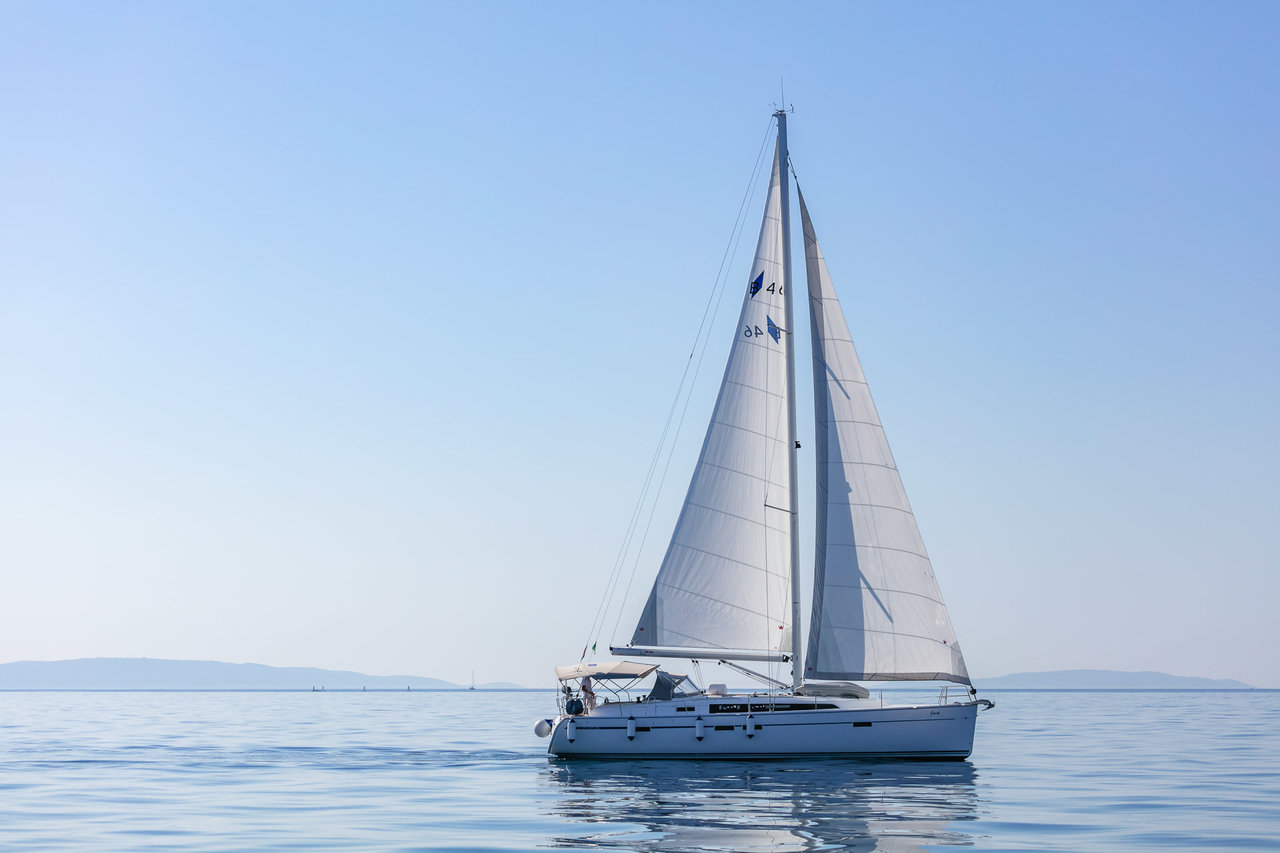Bavaria Cruiser 46  Top image