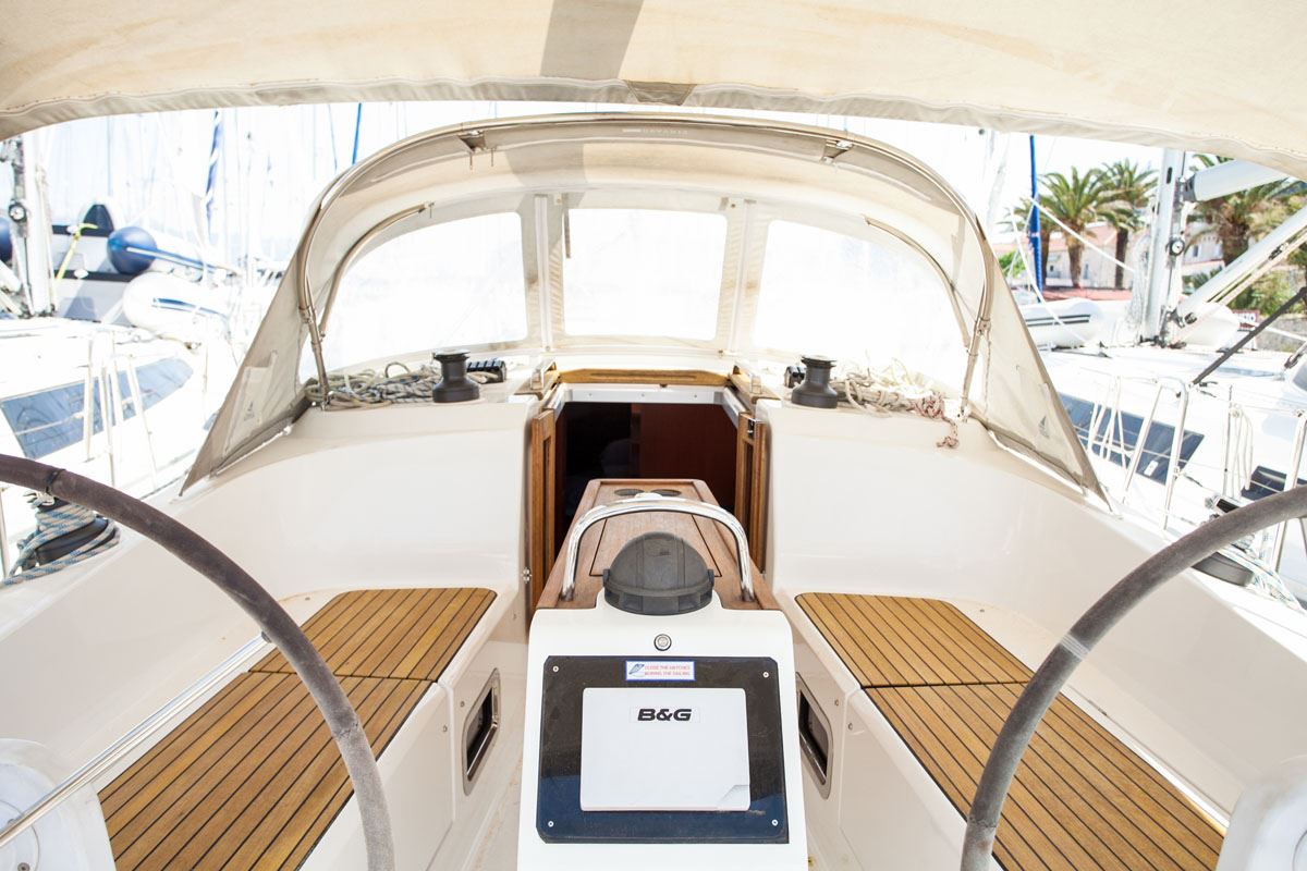 Bavaria Cruiser 37, Foto 3