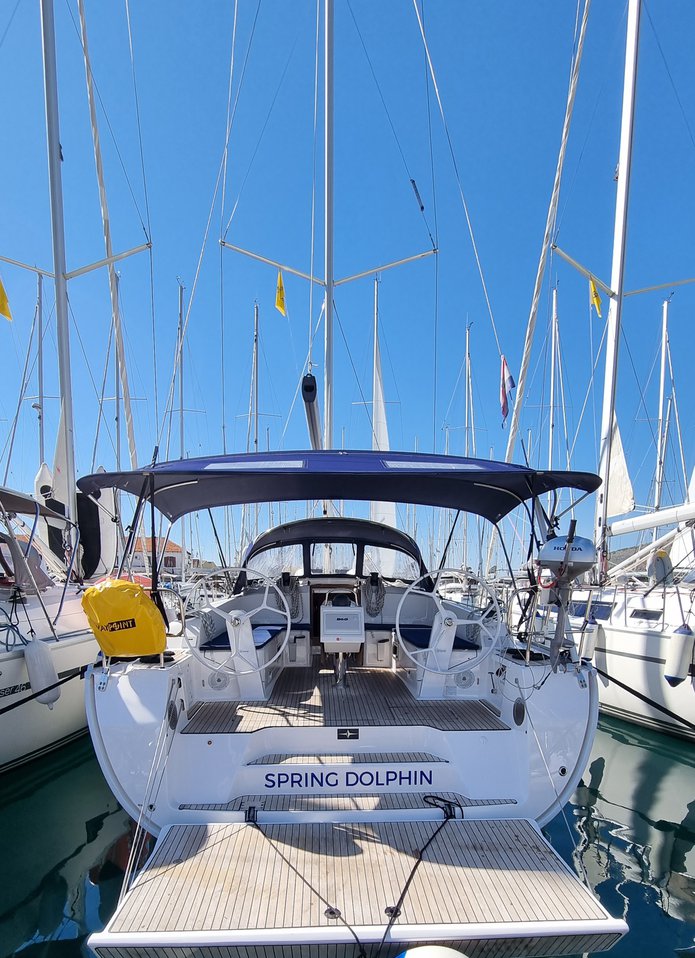 Bavaria Cruiser 46  Top image