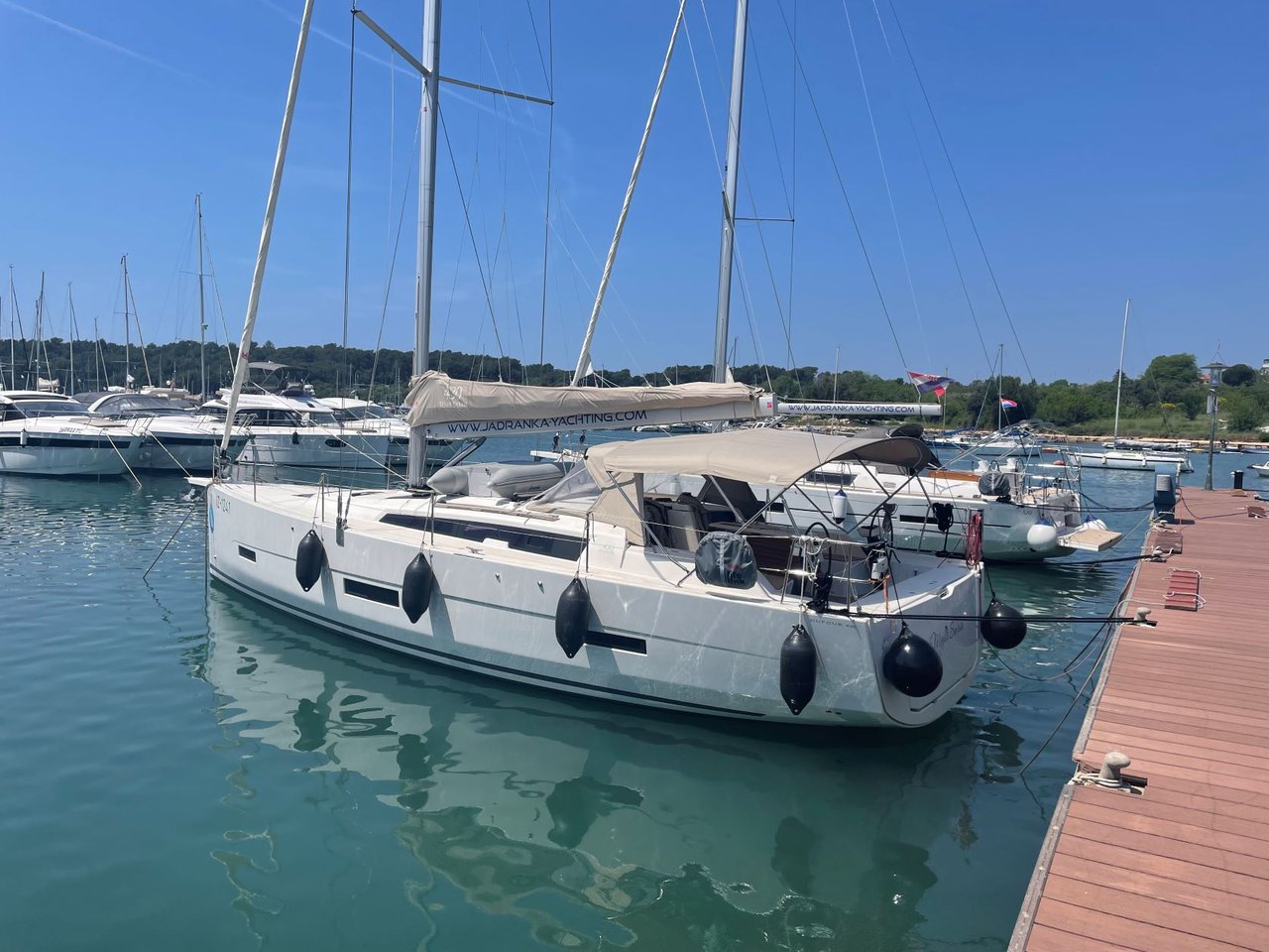 Dufour 430 Grand Large  Top image