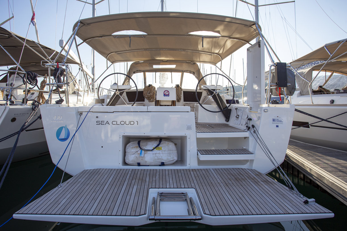 Dufour 430 Grand Large  Top image