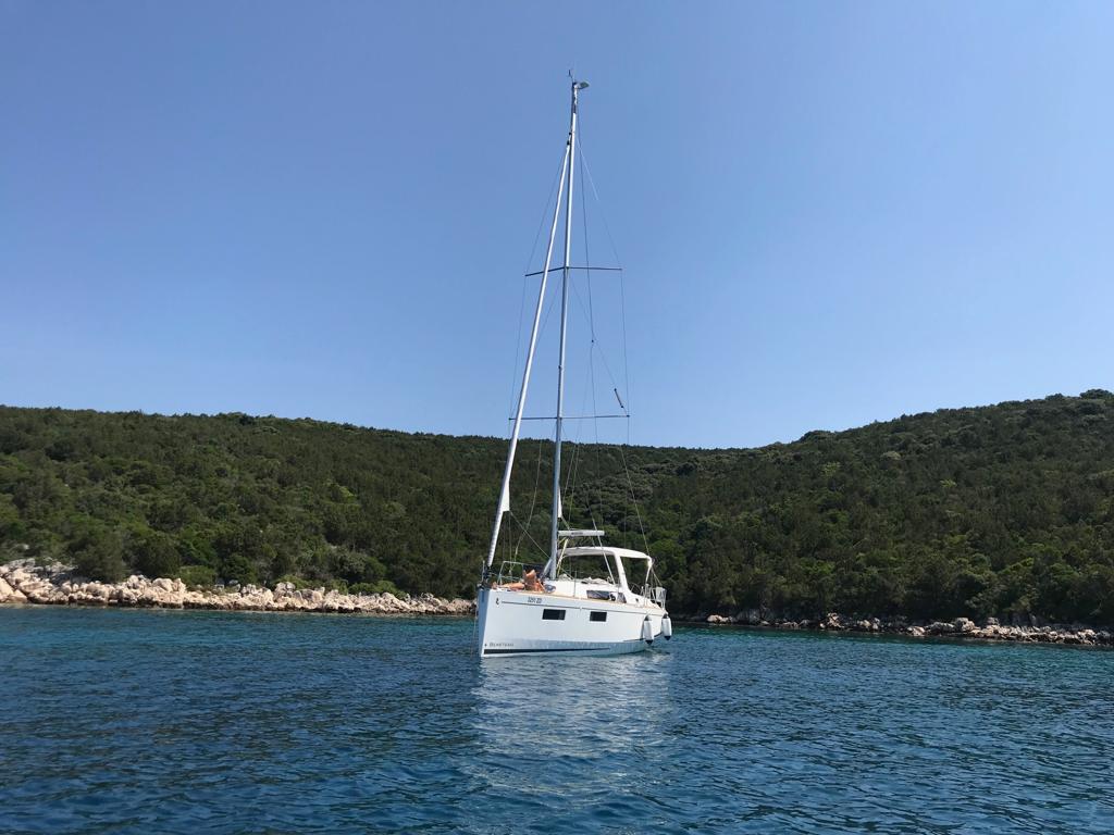 Oceanis 35.1  Top image