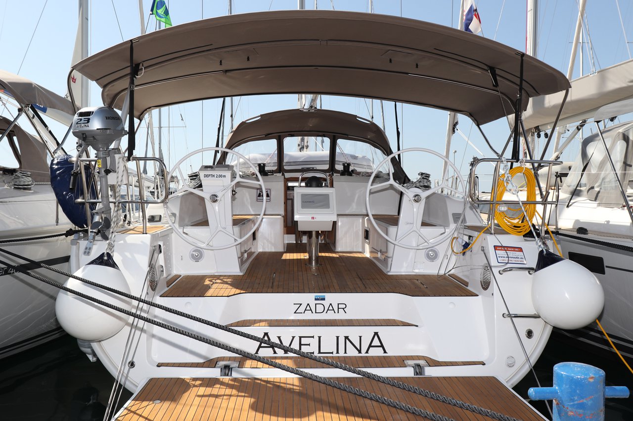 Bavaria Cruiser 46  Top image