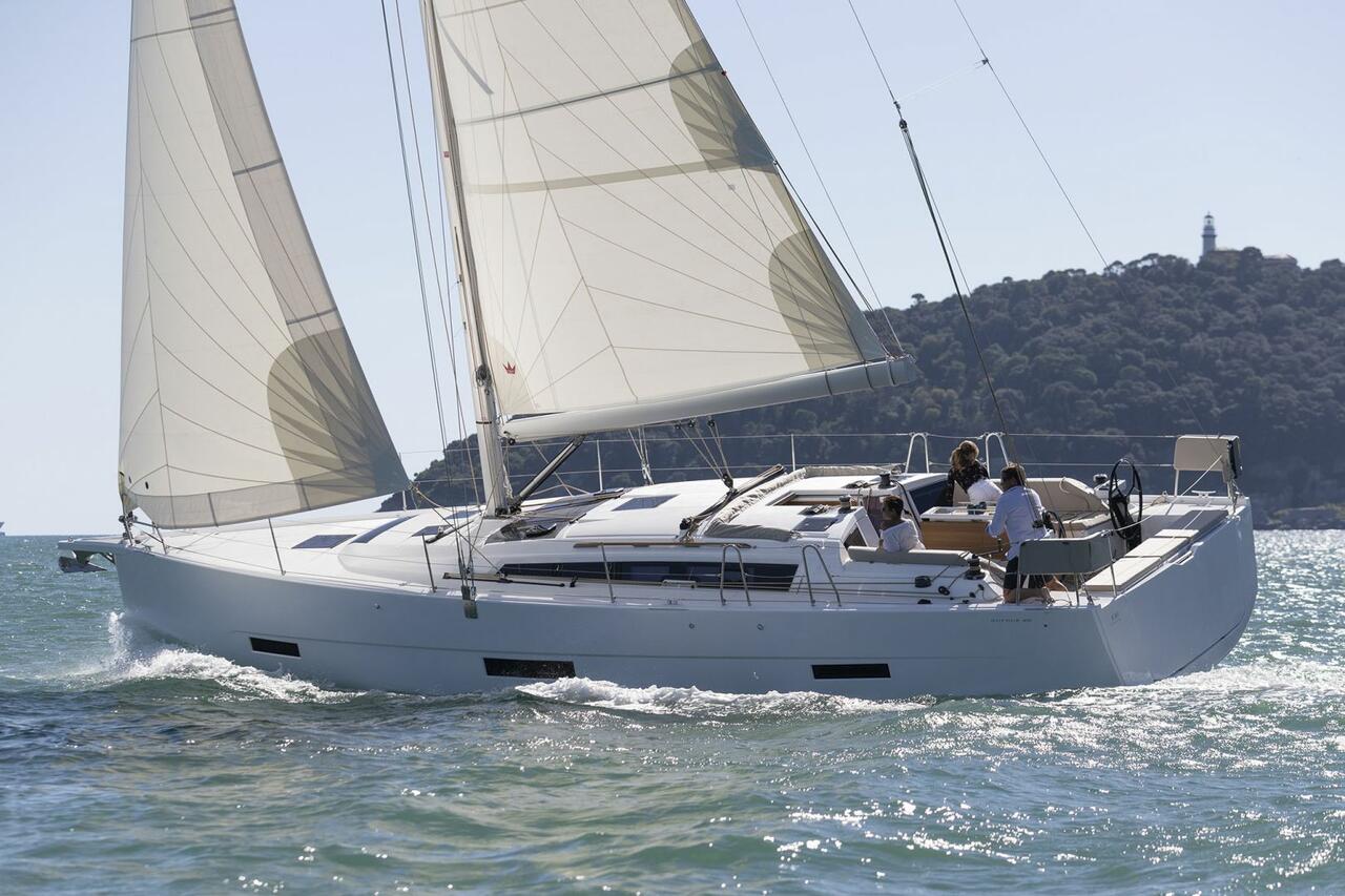 Dufour 430 Grand Large  Top image