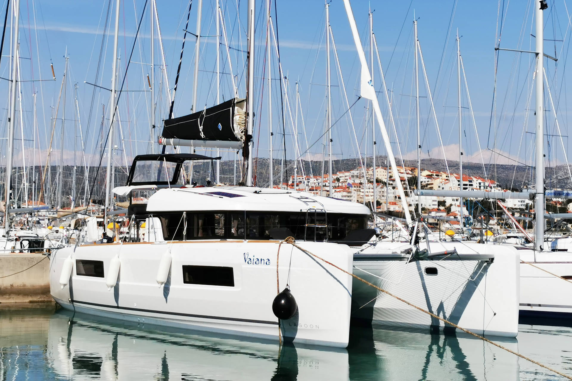 Lagoon 40 (4+2Cab/4wc) „Vaiana“ als Charteryacht