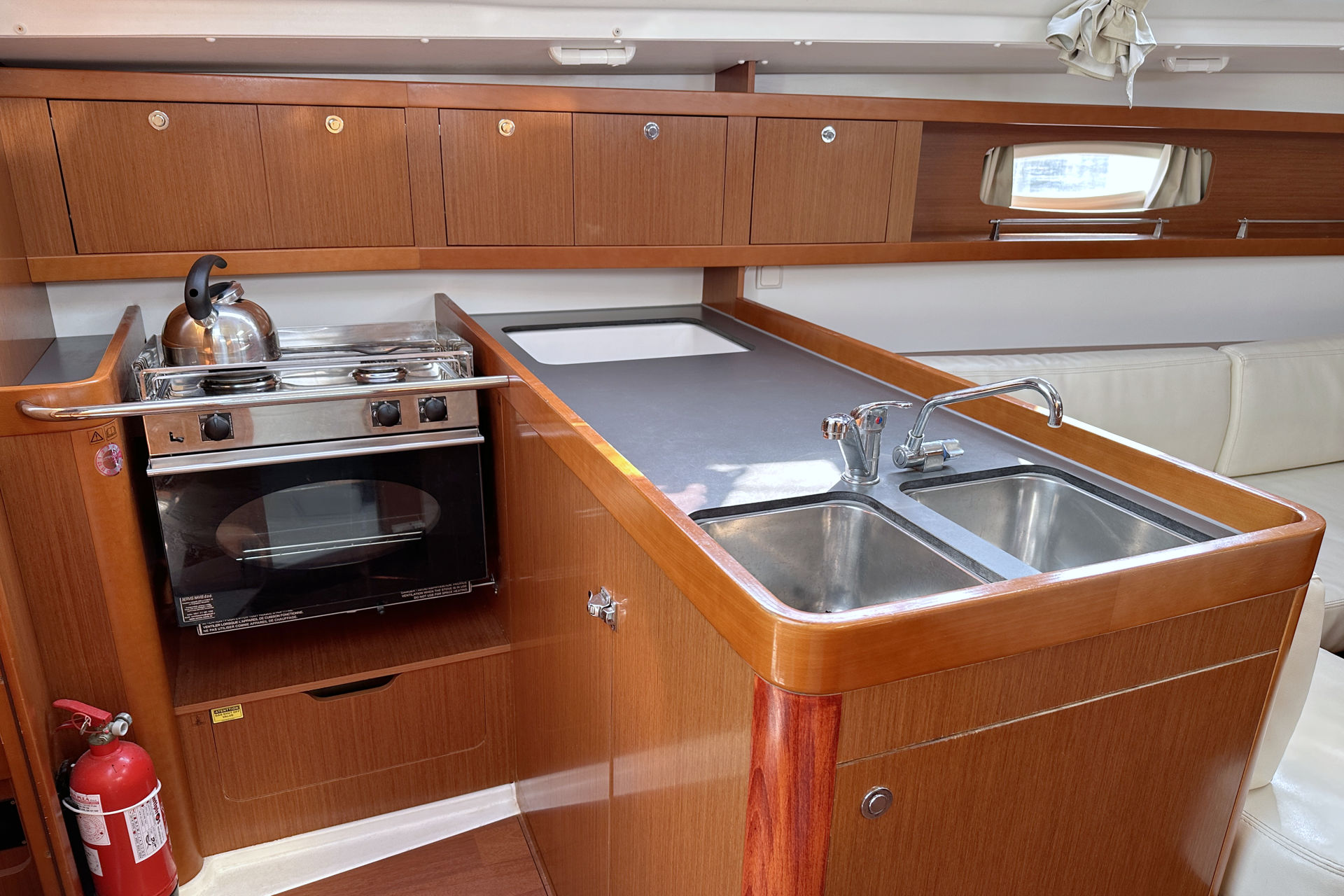 Oceanis 34 LL Skyhawk, Foto 5