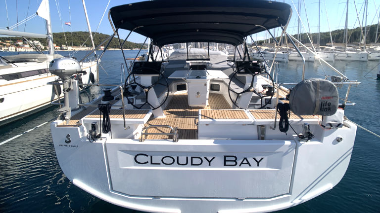Oceanis 51.1  Top image