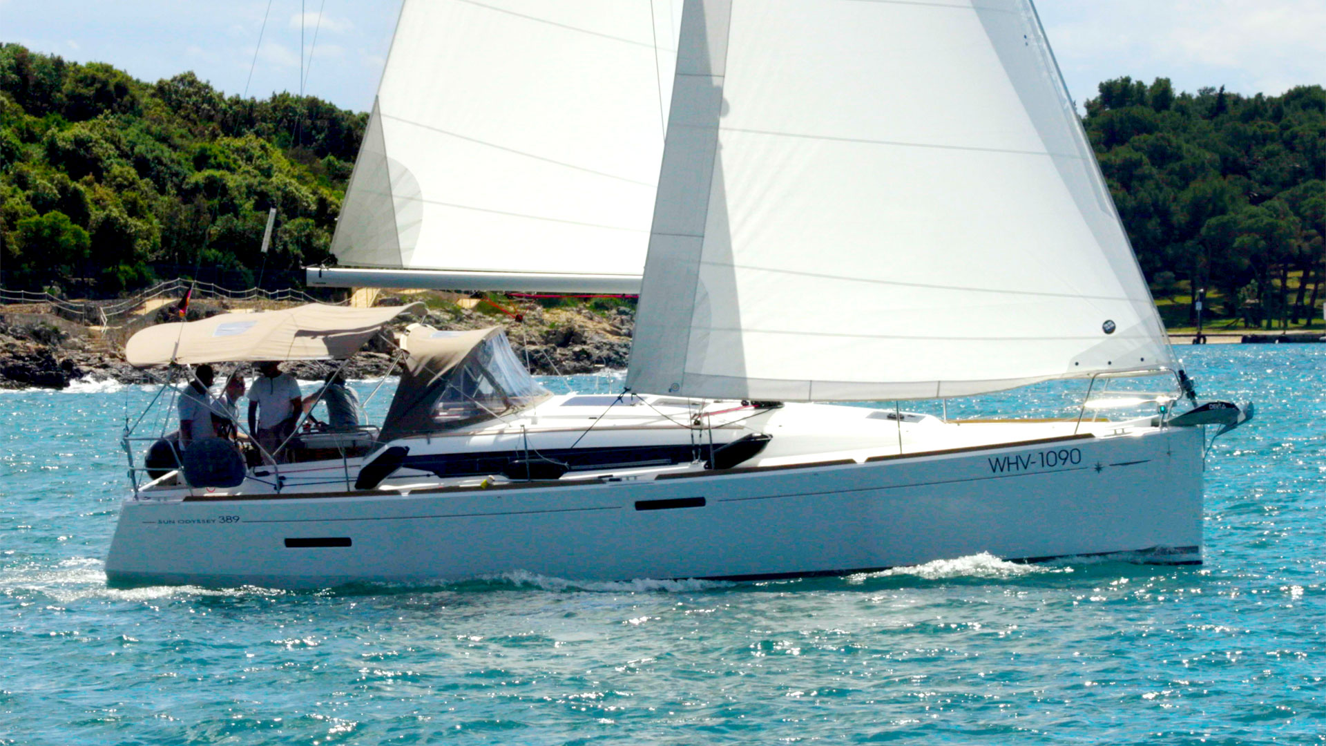 Sun Odyssey 389 Top image