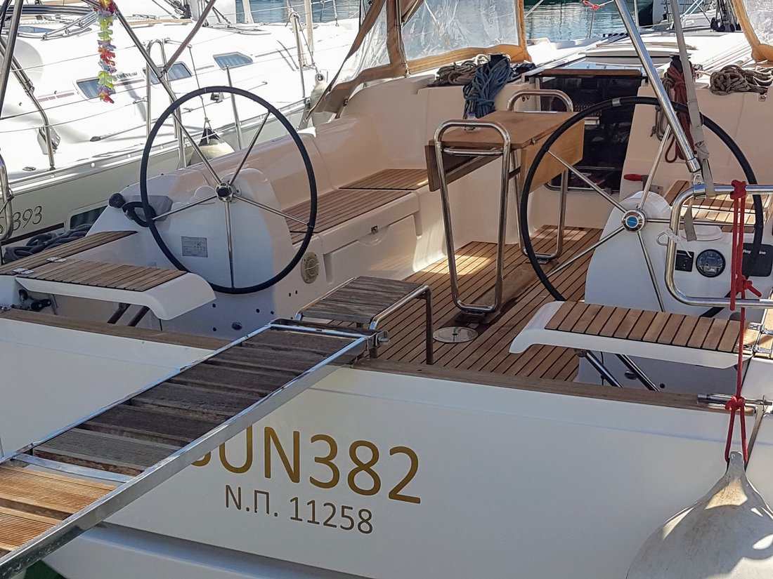 Dufour 382 Grand Large  Top image
