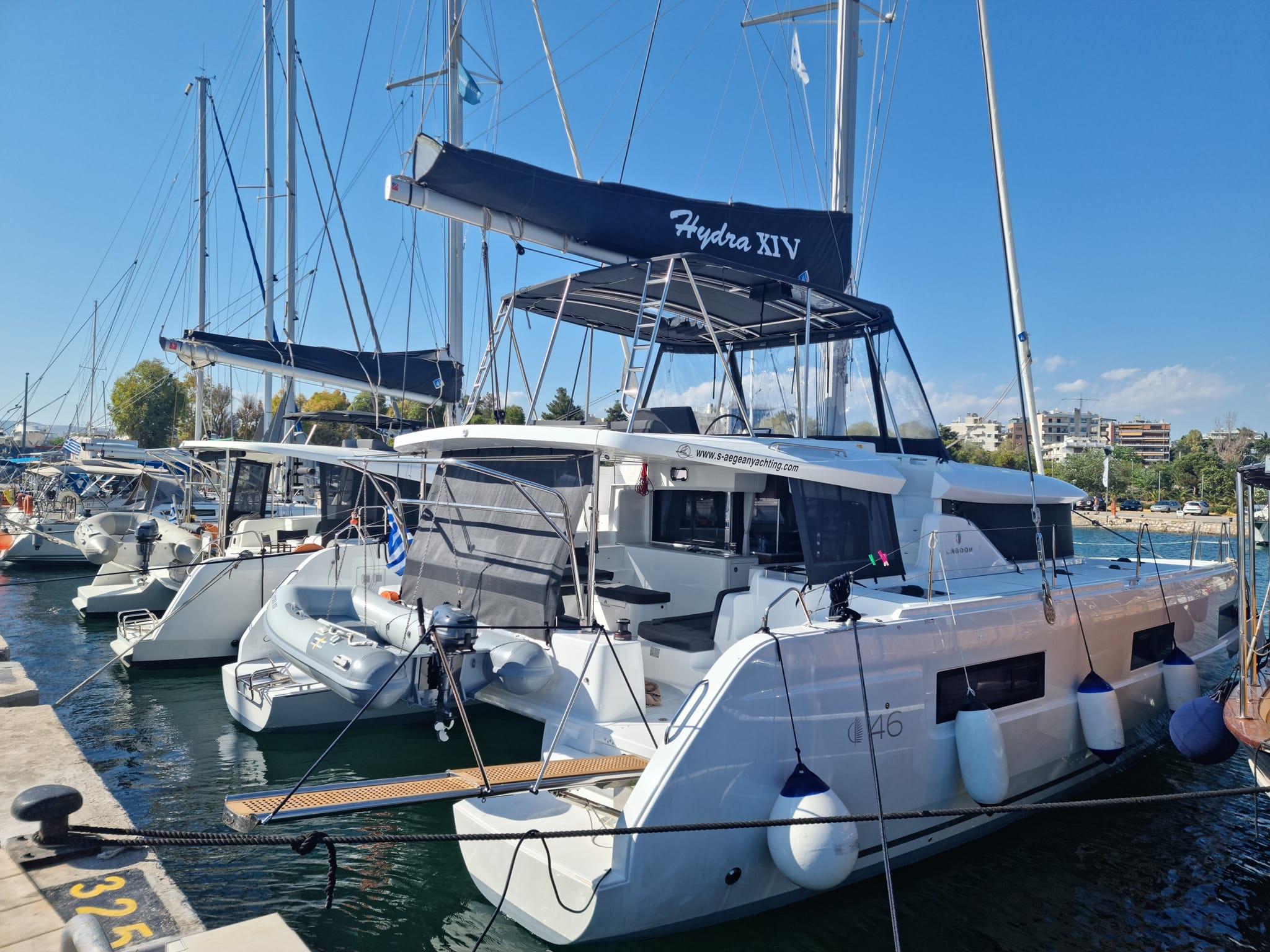 Lagoon 46  Top image