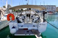 Sun Odyssey 349  Top image
