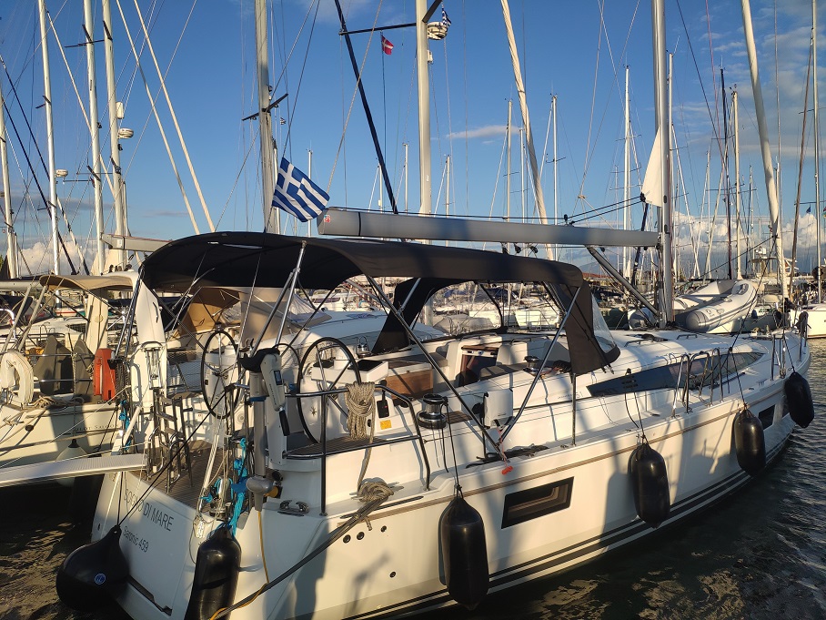 Jeanneau 51 (3cab/3wc) „Sogno di Mare“ als Charteryacht