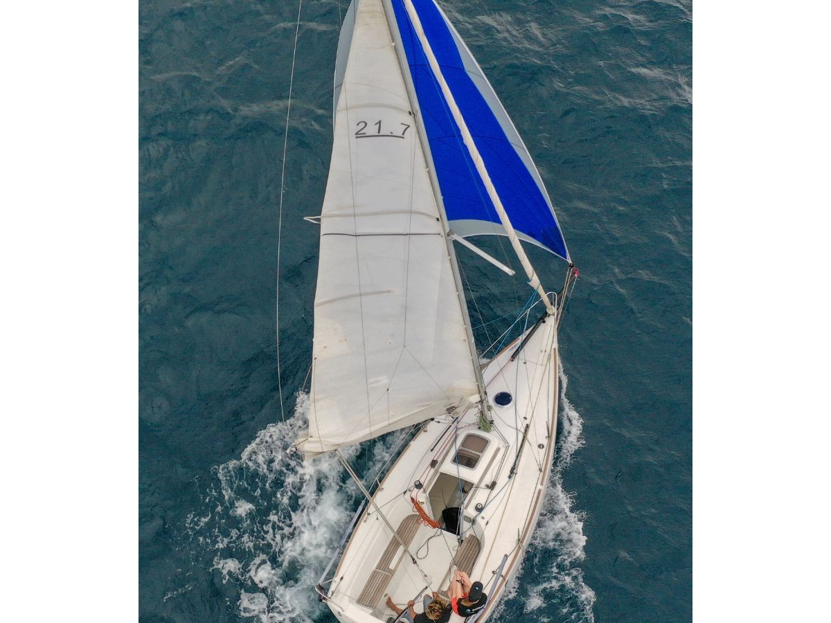Beneteau First 21.7 Top image