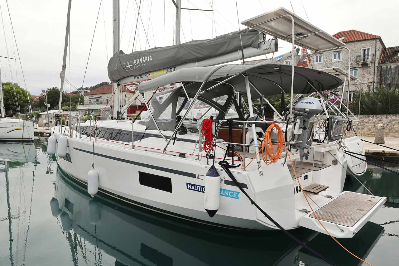 Bavaria C42, Foto 2