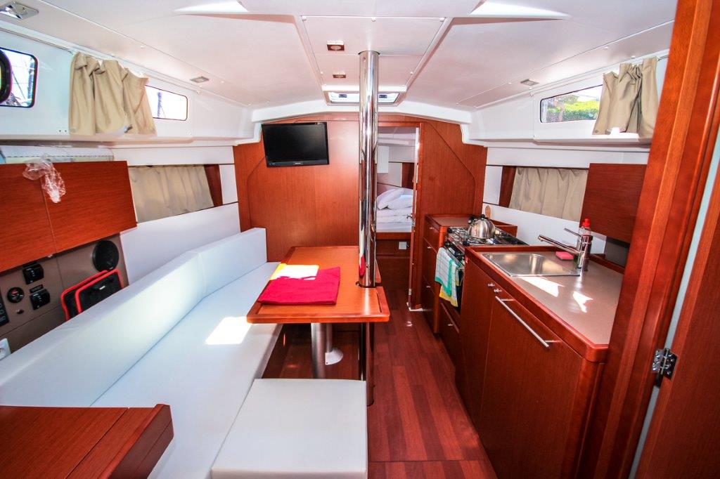 Oceanis 35 Dalmar, Foto 5