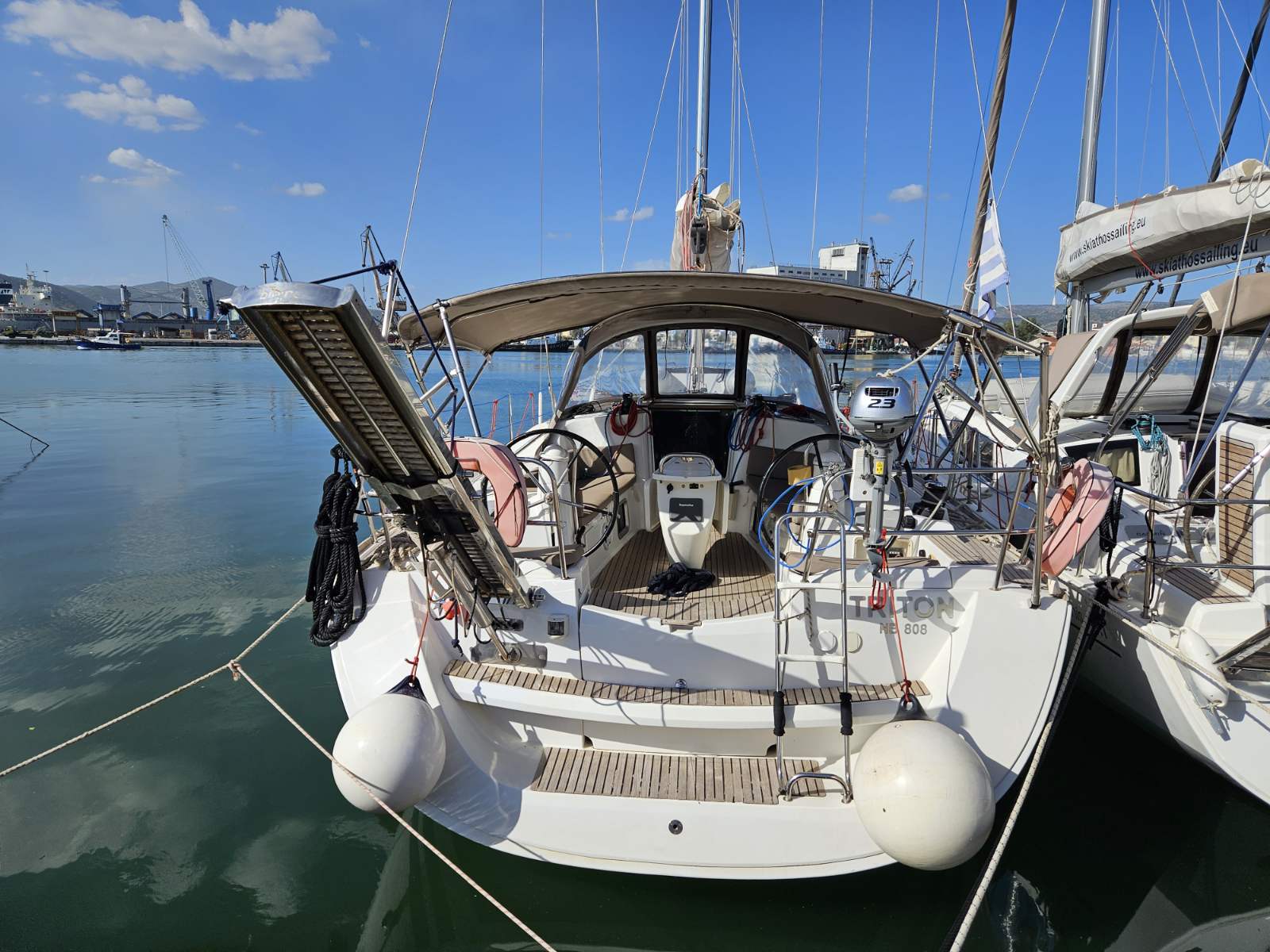 Sun Odyssey 42i „Triton“ als Charteryacht