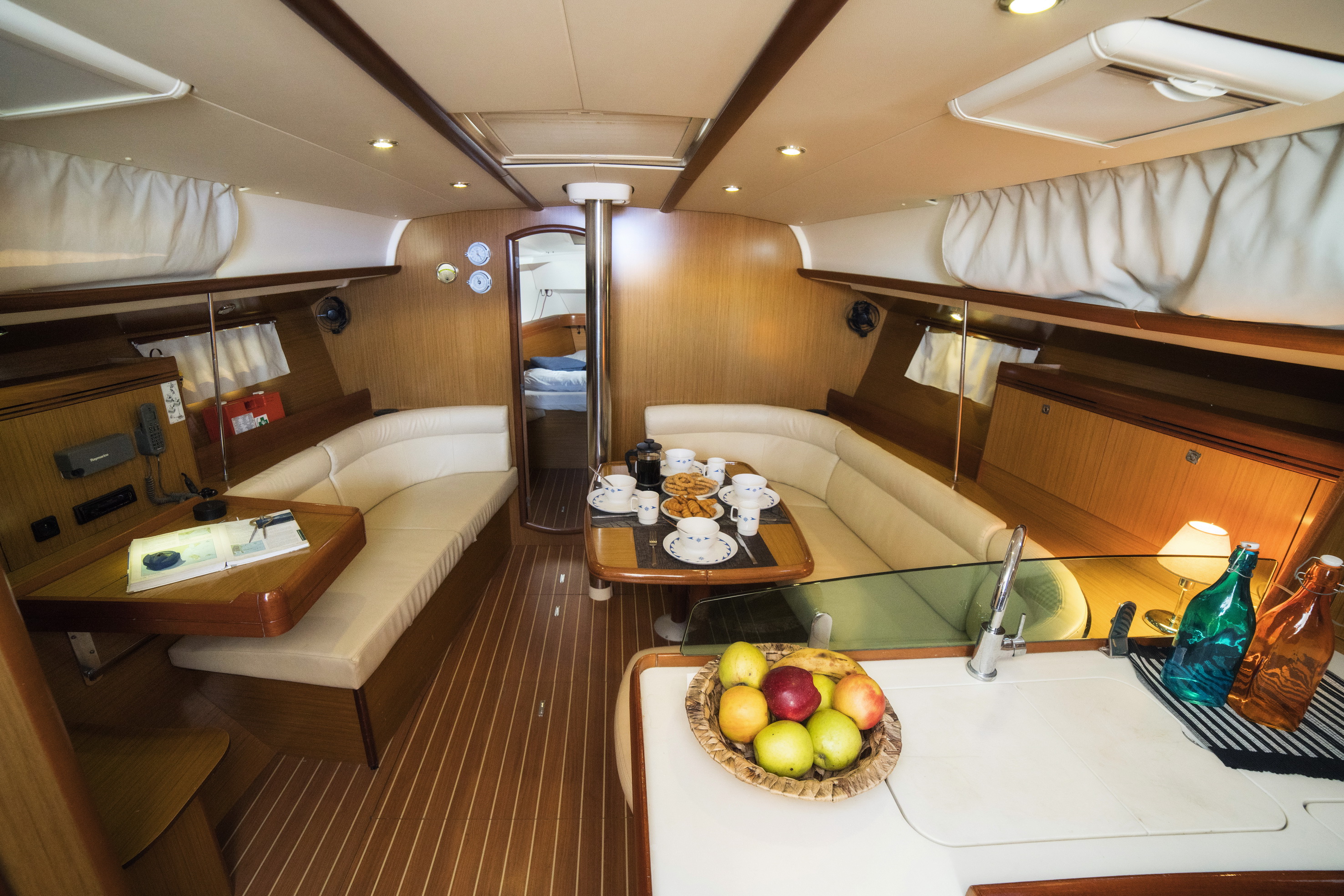 Sun Odyssey 42i Triton, Foto 4