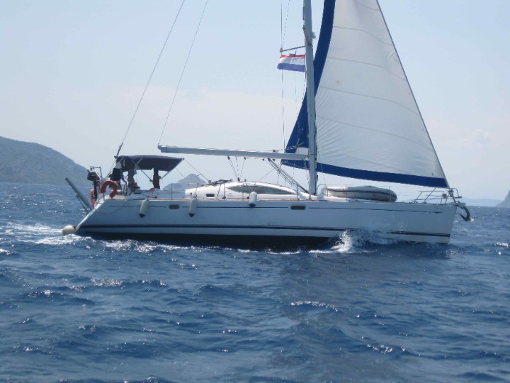 Sun Odyssey 49 DS Top image