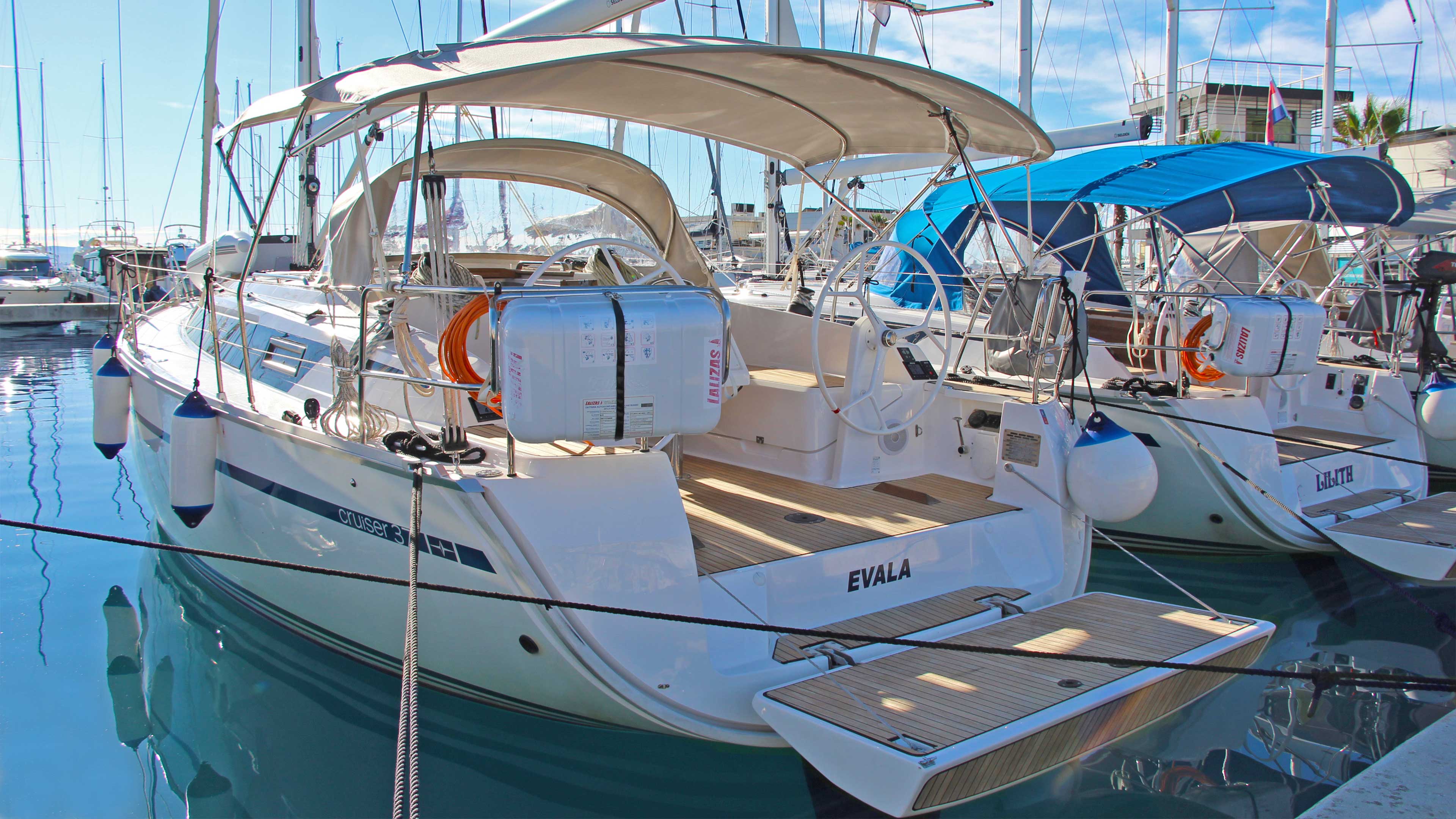 Bavaria Cruiser 37 „Evala“ als Charteryacht
