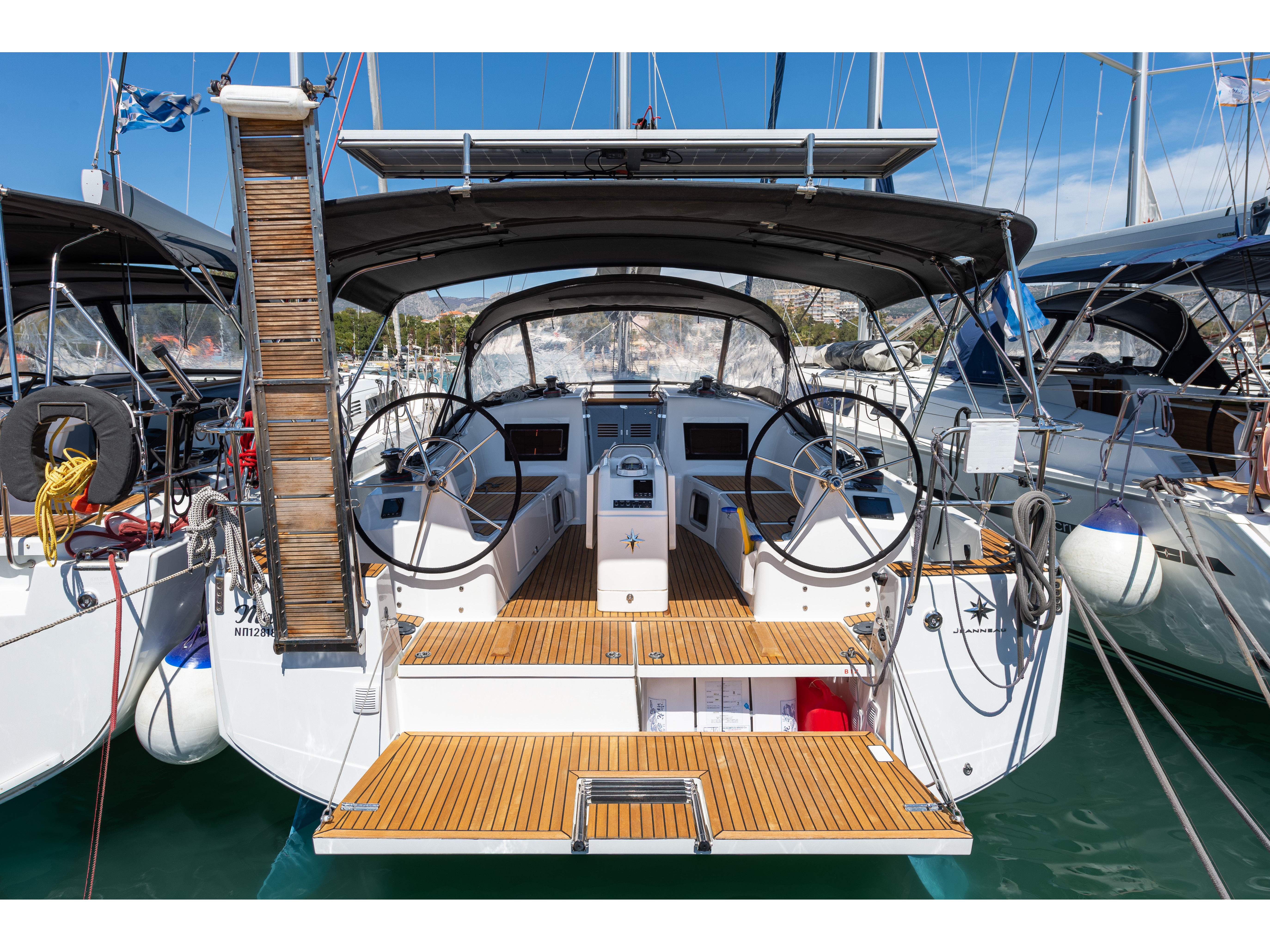 Sun Odyssey 410  Top image