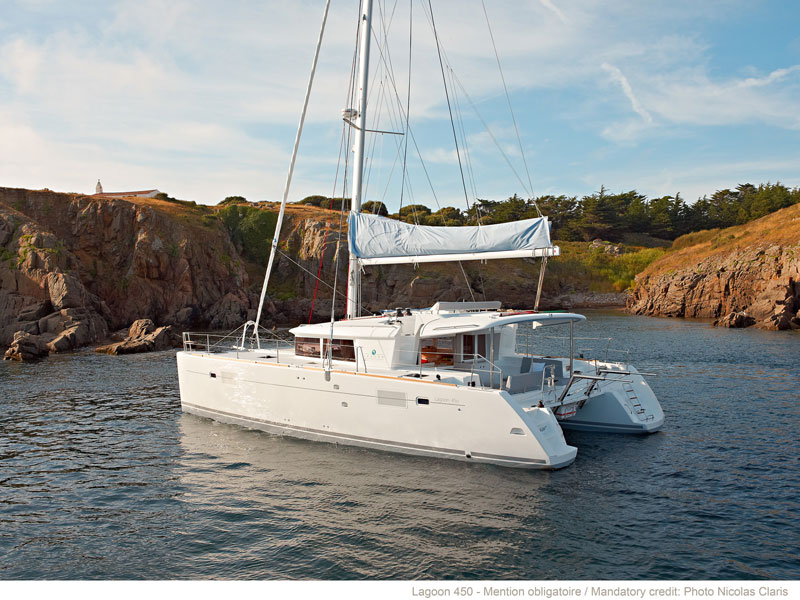 Lagoon 450 F  Top image