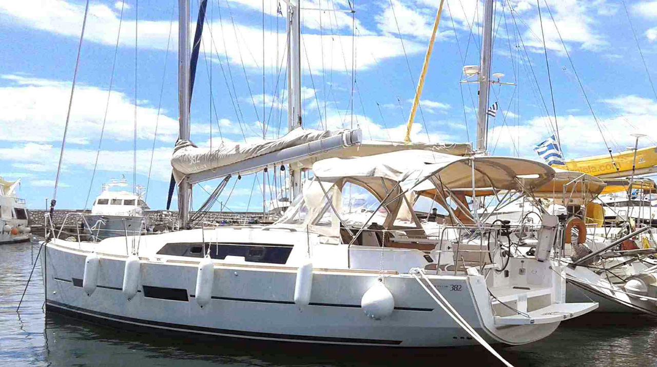 Dufour 382 Grand Large  Top image