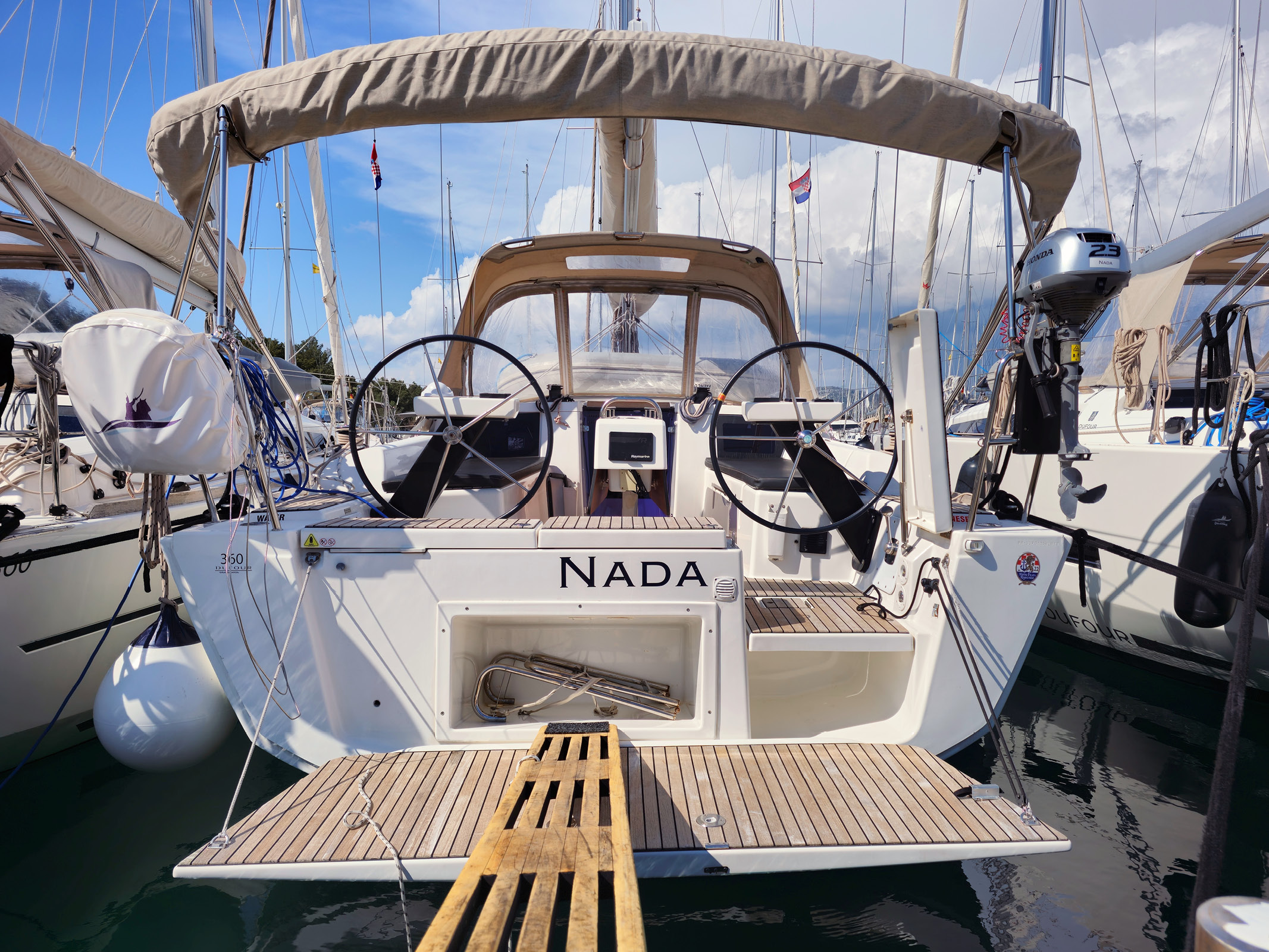 Dufour 360 GL  Top image