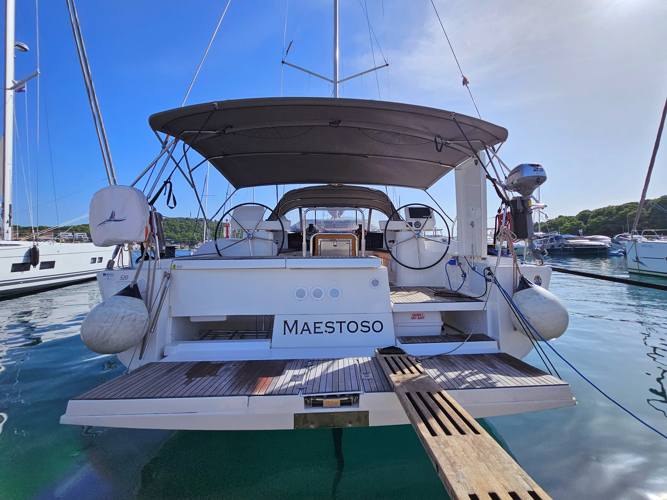 Dufour 520 Grand Large Top image