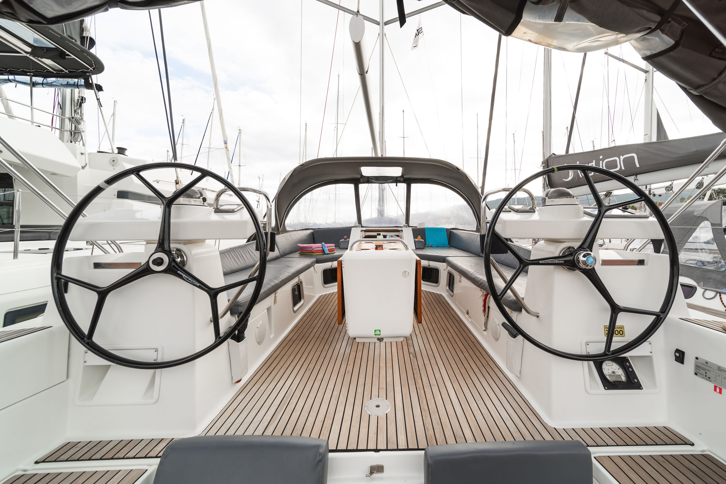 Jeanneau 54 Scorpius, Foto 4