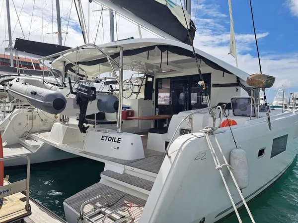 Lagoon 420 Blueskin