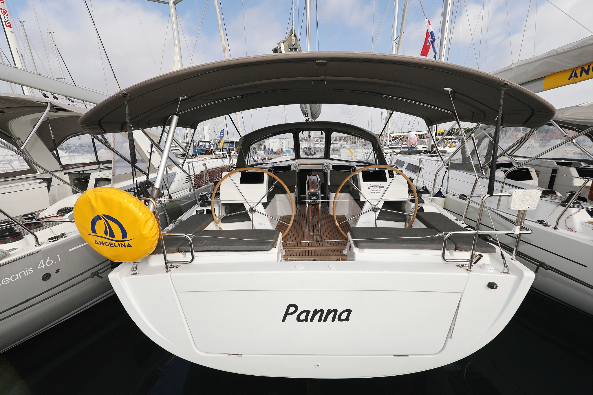 Hanse 455  Top image