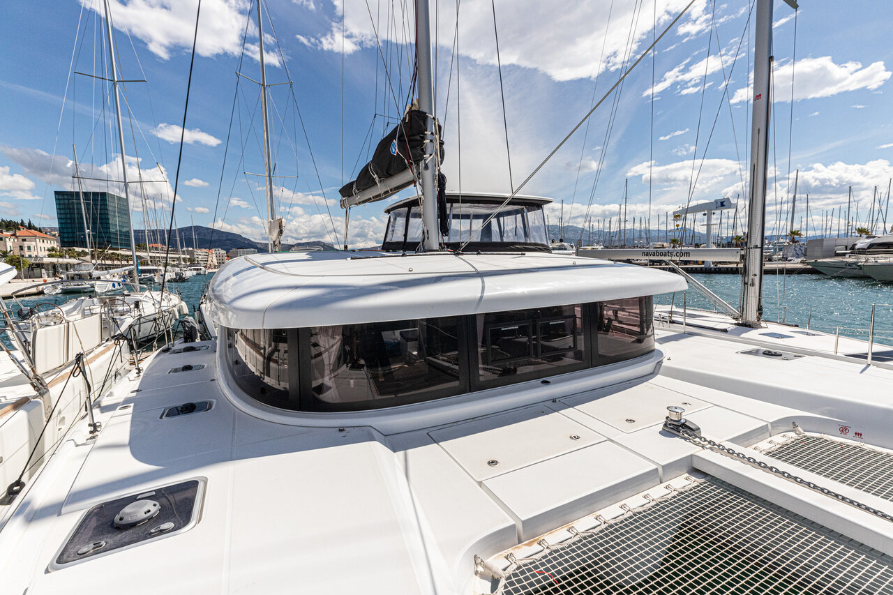 Lagoon 42 (4+2cab/4wc) „Happy Key“ als Charteryacht