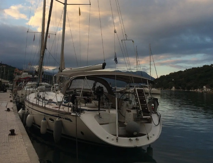 Bavaria 50 Cruiser Top image