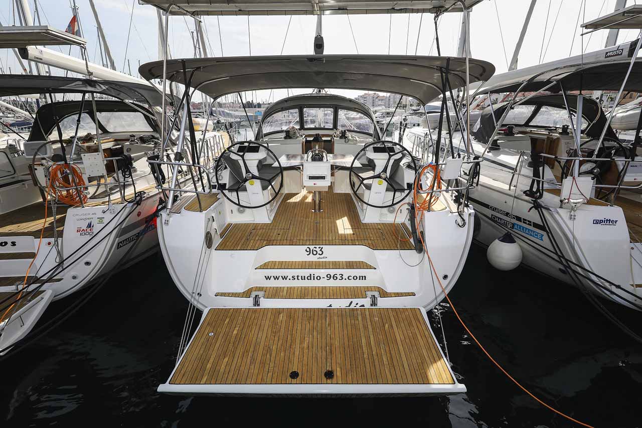 Bavaria Cruiser 46 Style  Top image