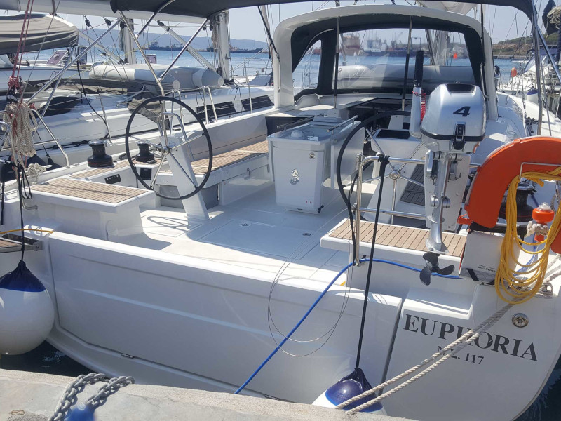 Oceanis 51.1  Top image