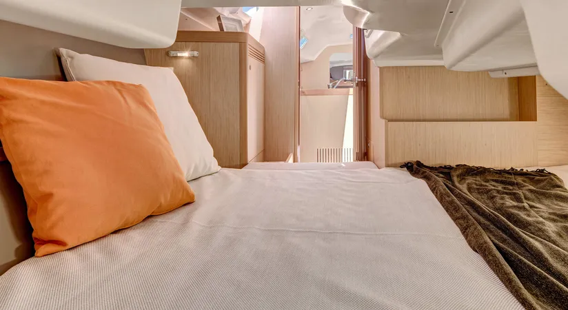 Oceanis Clipper 311, Foto 2