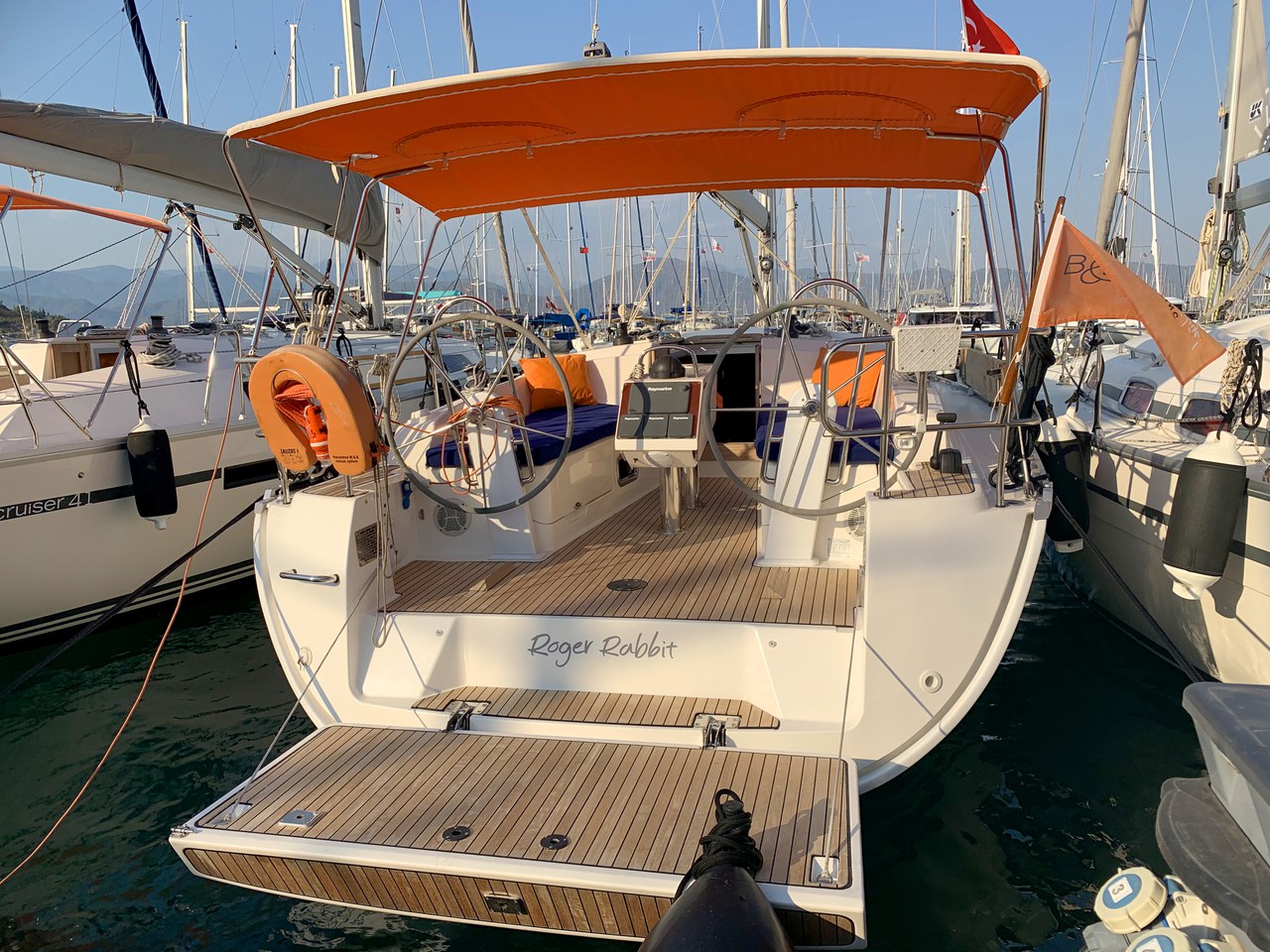 Bavaria Cruiser 37 „Roger Rabbit“ als Charteryacht
