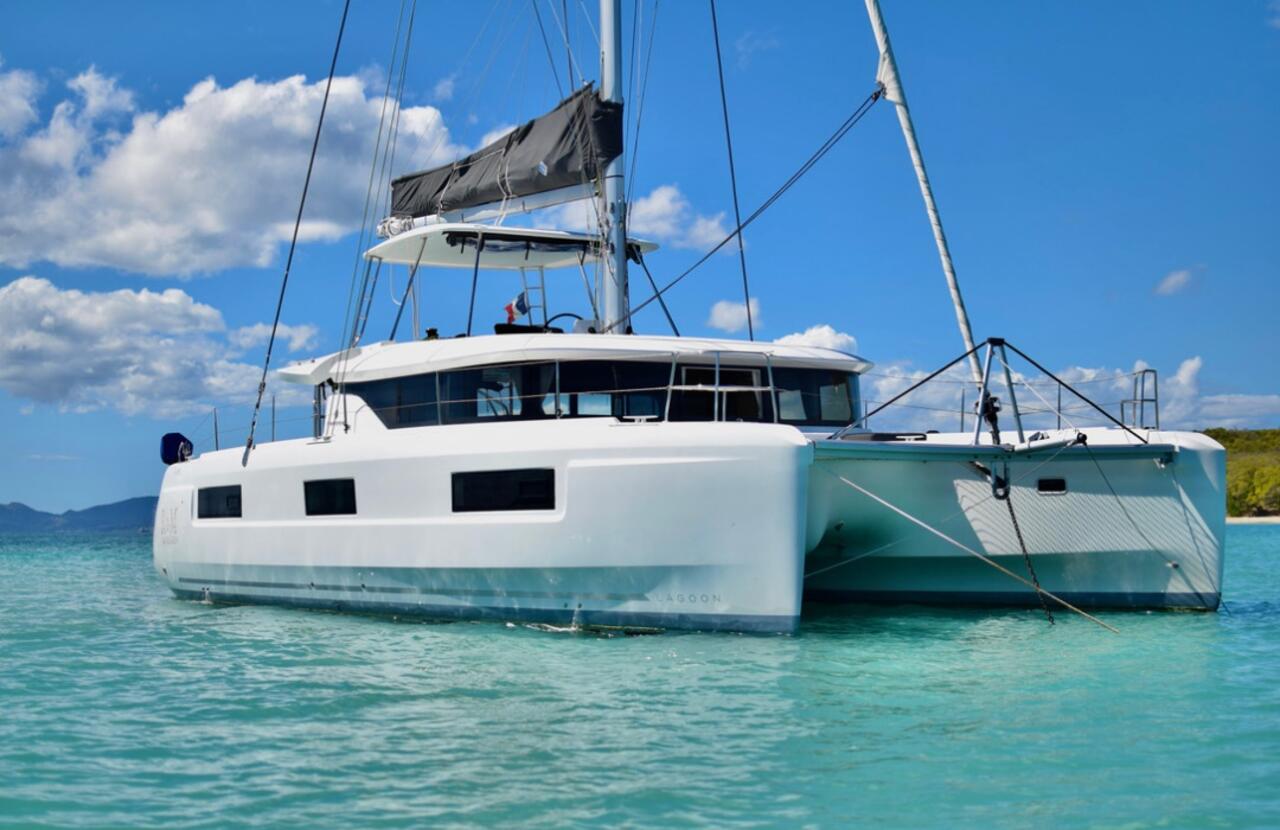 Lagoon 46 (4+2cab) „Dare“ als Charteryacht