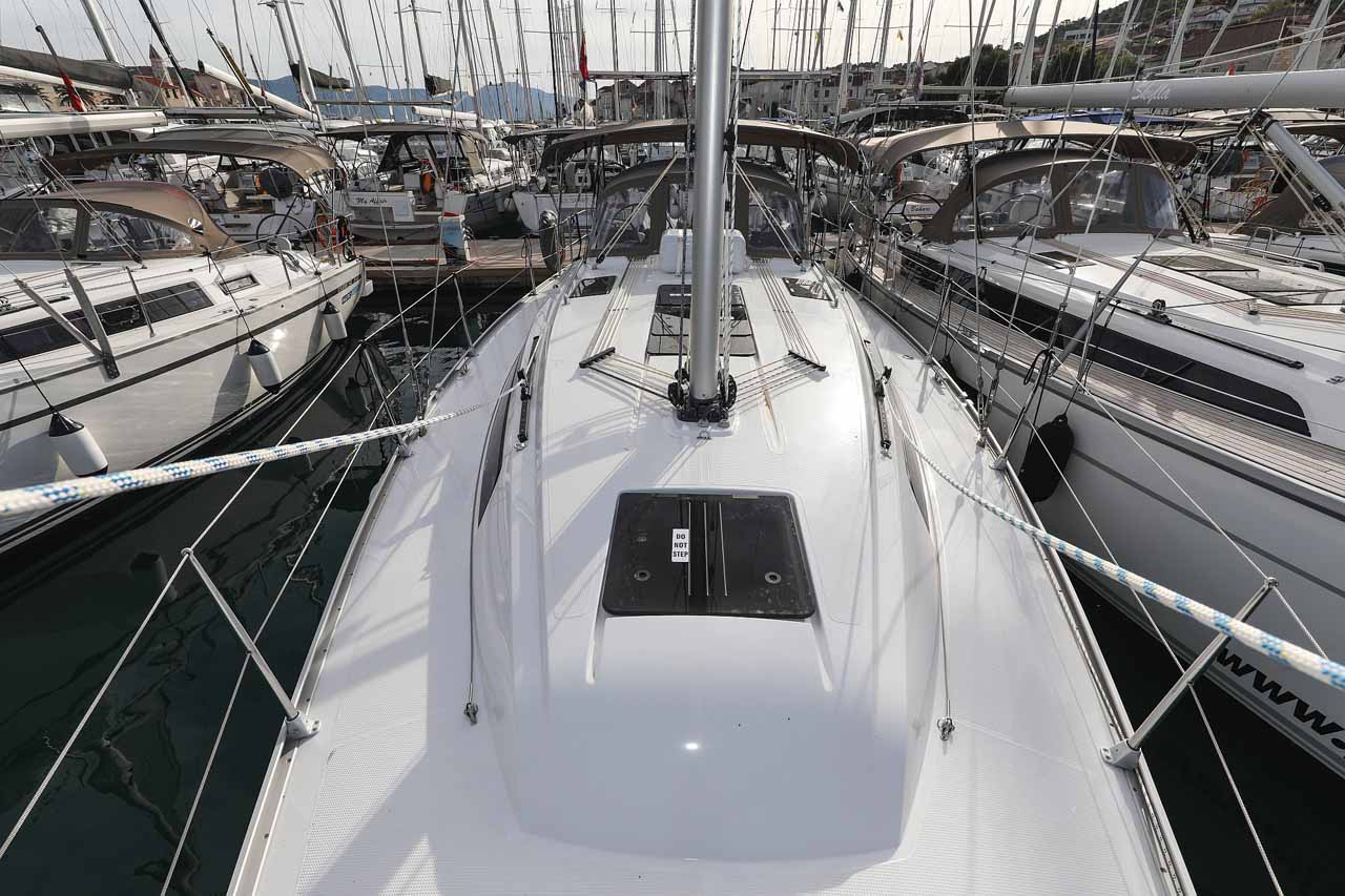 Bavaria 37 Cruiser Pura Vida, Foto 4