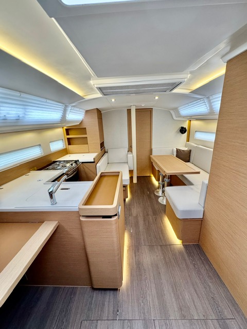 Sun Odyssey 410 Lucia, Foto 4