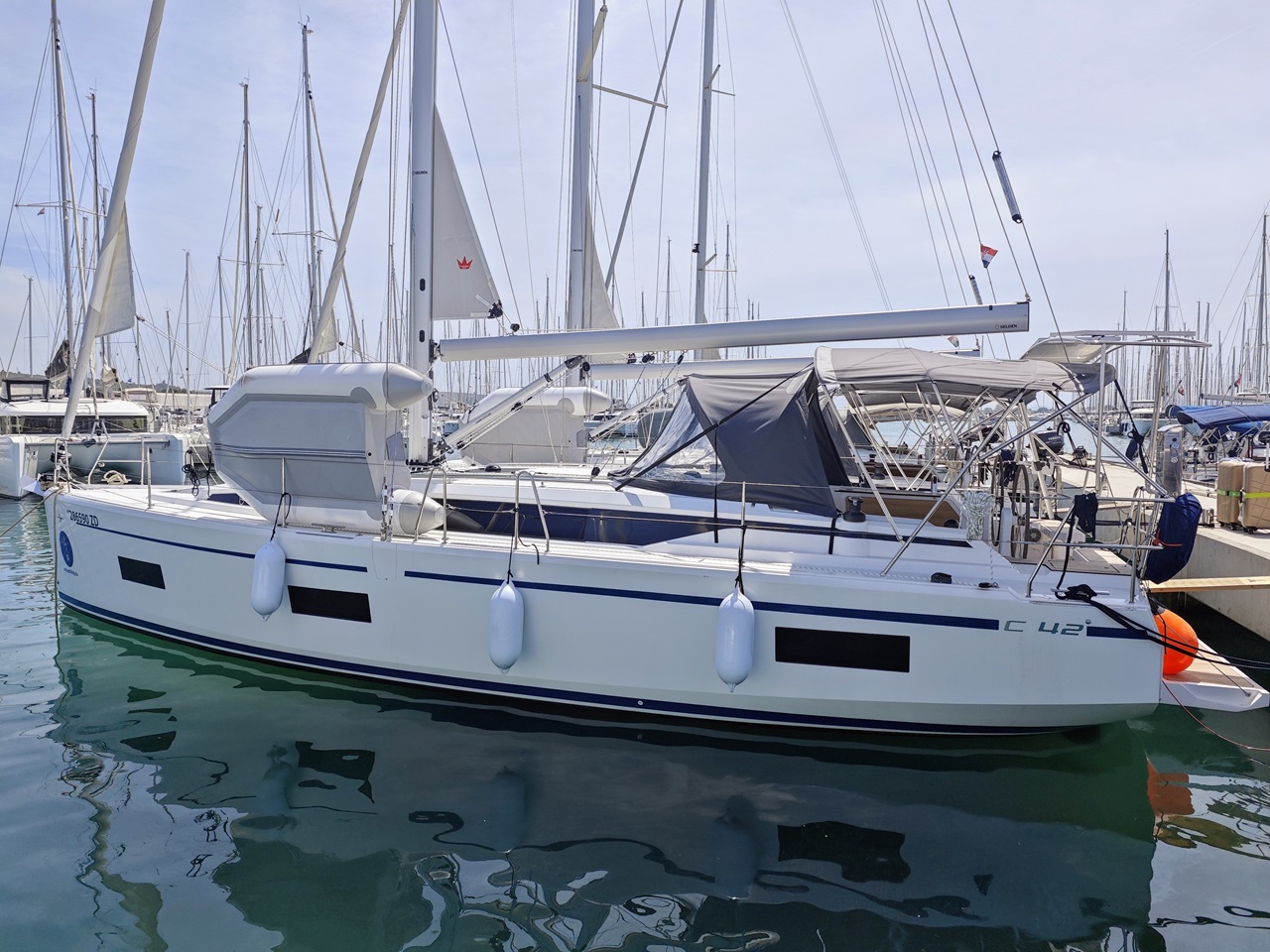 Bavaria C42 Zen, Foto 5