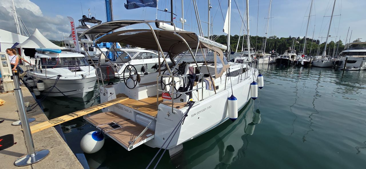 Sun Odyssey 380 Princess Marija, Foto 2