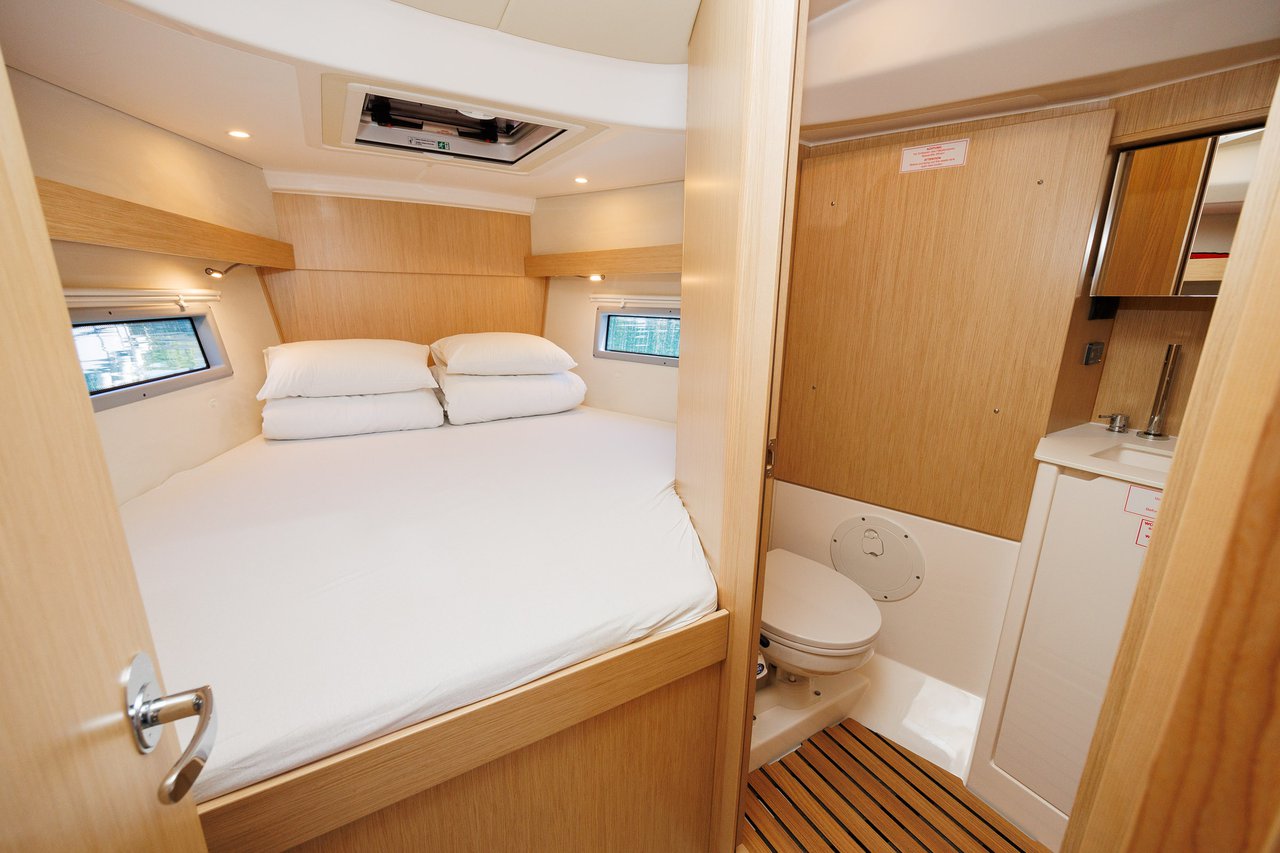 Bavaria C38 Petra, Foto 2